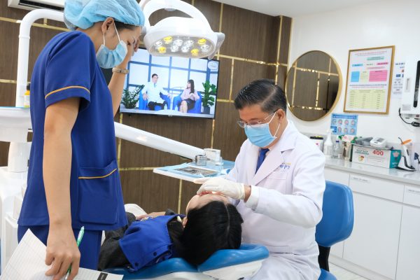 Cấy ghép Implant